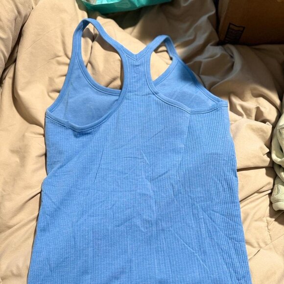 Like New Lululemon Women's Blue Ebb to Street Tank Top Size 10 - Picture 1 of 3